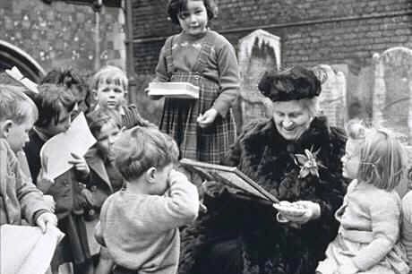 Montessori Eğitimi Nedir? Evde Nasıl Uygulanır? |