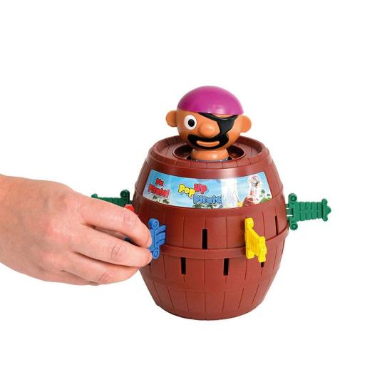 7028 Tomy Şakacı Korsan 6-99 yaş