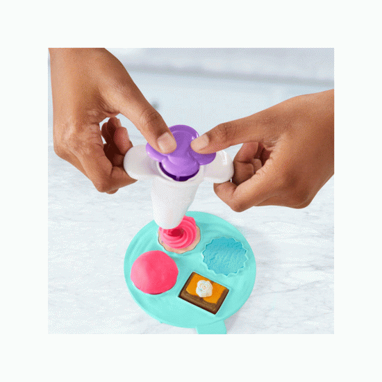 F4718 Play-Doh Sihirli Mikser Oyun Seti